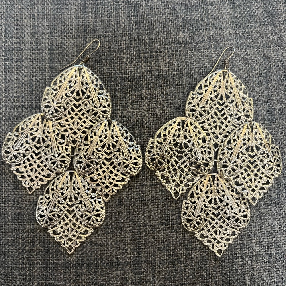 SILVER STATEMENT EARRINGS